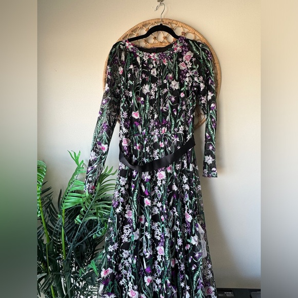 NWOT | Tadashi Shoji, MAIYA EMBROIDERED FLORAL GOWN, Women's Sz 12 - Picture 2 of 16